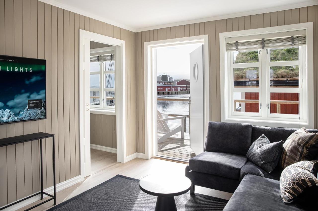 Solsiden Brygge Rorbuer Hotel Ballstad Exterior photo