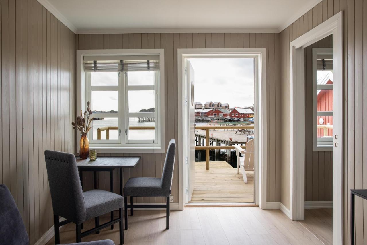 Solsiden Brygge Rorbuer Hotel Ballstad Exterior photo